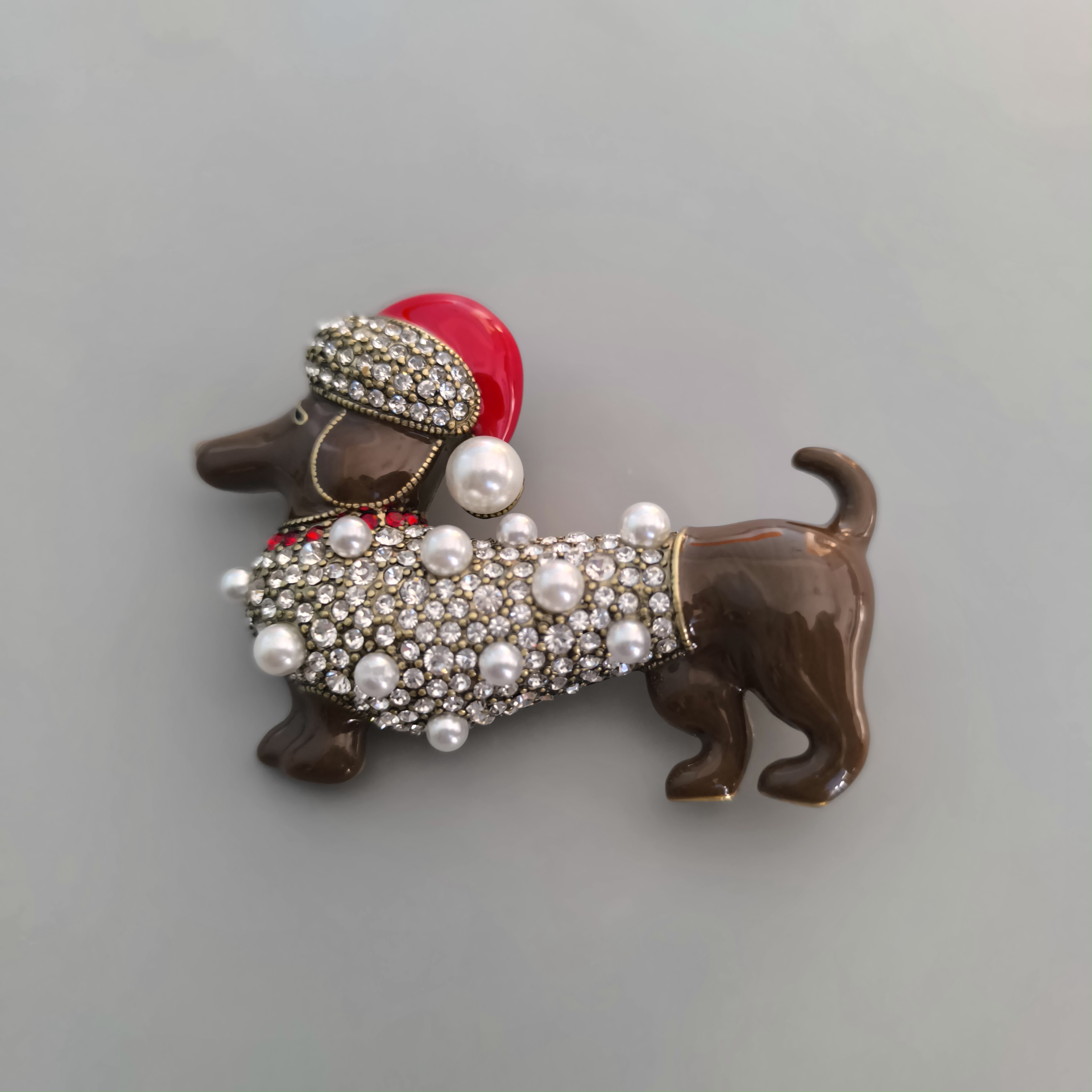 special little dog brooch with beads