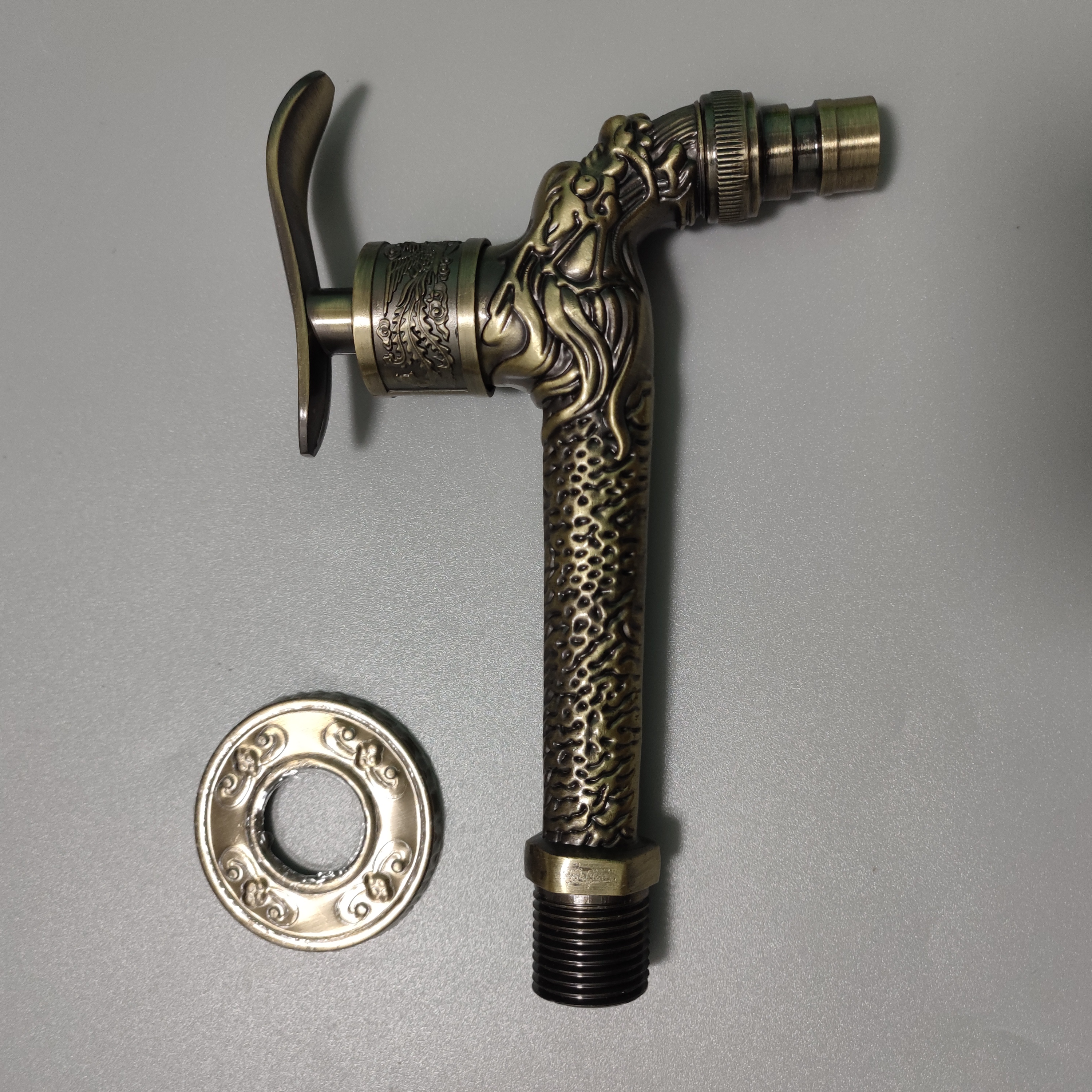 mid-length dragon design basin faucet fast on tap